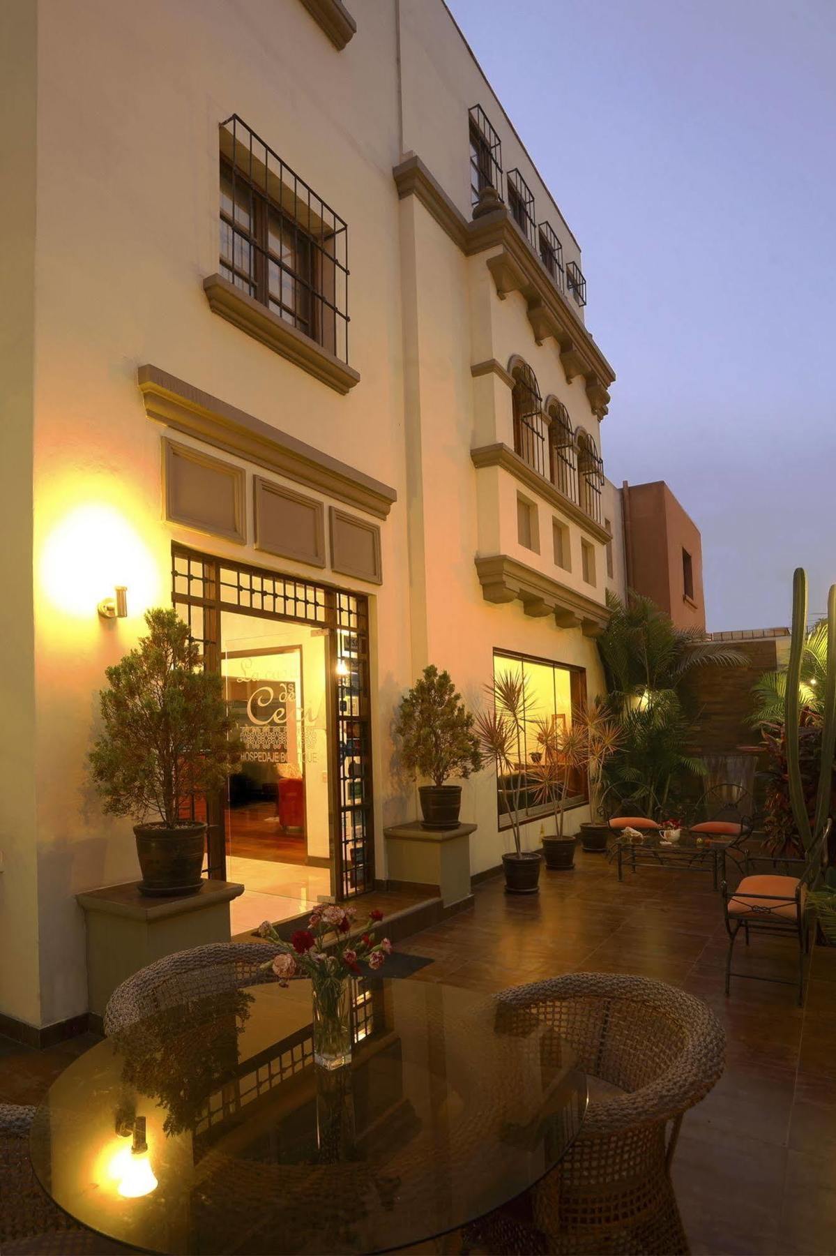 Bed & Breakfast - La Casa De Ceci Lima Exterior photo